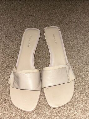 Karen Scott Short Heels